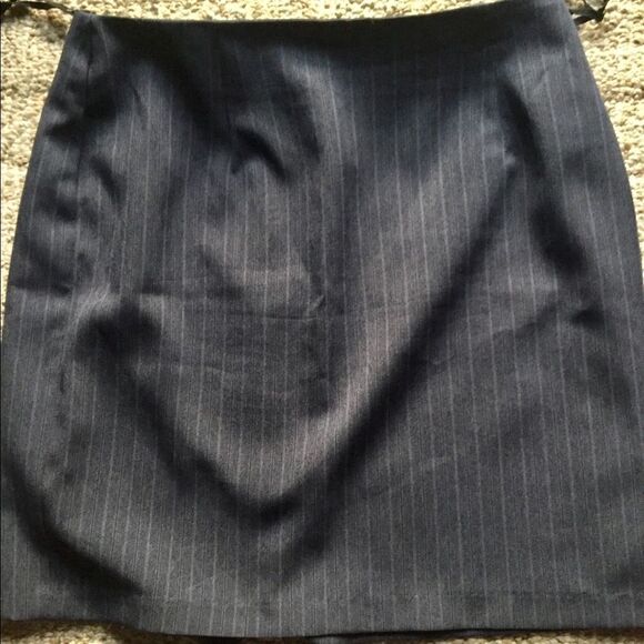 Great light weight 3 piece suit by DBY in size 11 - Picture 3 of 5